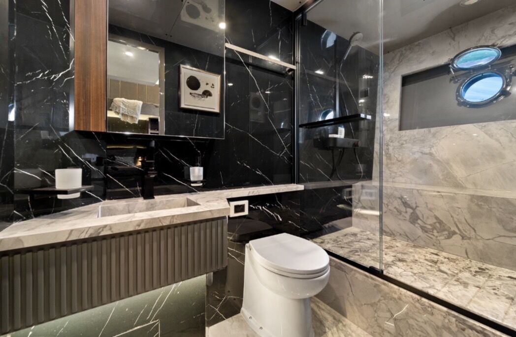 Baltra B75 bathroom
